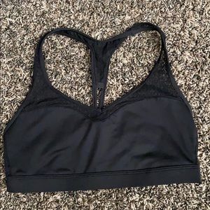 sports bra